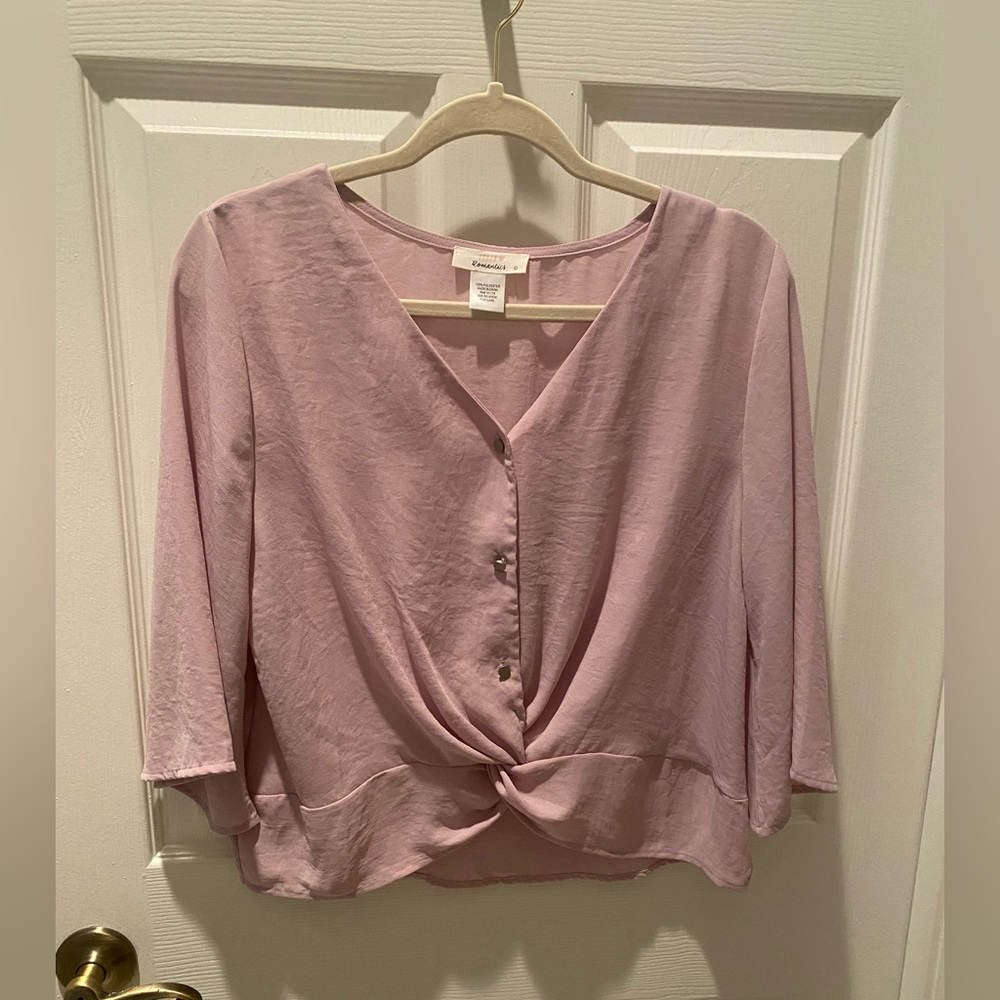 Urban Romantics pink mid length sleeves V-neck button front loop waist SZ L